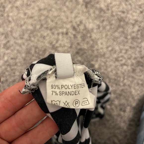 Checkered Top - size medium - Picture 4 of 4